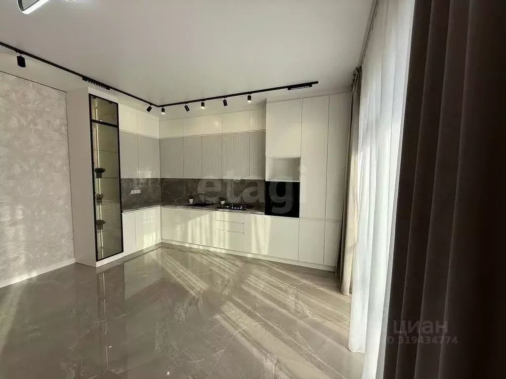 Дом в Ставропольский край, Михайловск Шпаковский район, ул. Павла ... - Фото 1