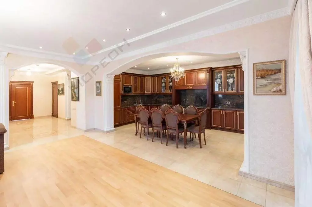 Квартира, 5 и более комнат, 162.8 м - Фото 0