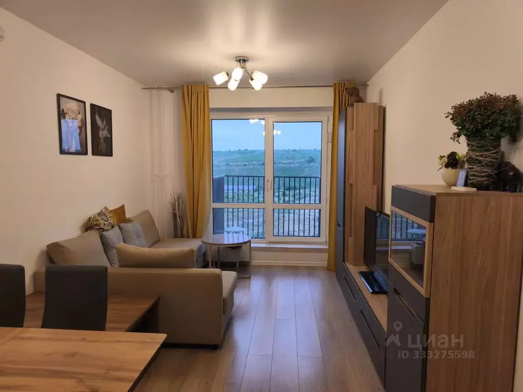 3-к кв. Москва ул. Саларьевская, 9 (65.0 м) - Фото 1