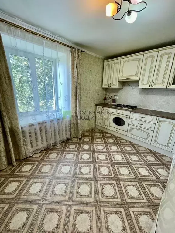 3-к. квартира, 79,6 м, 2/2 эт. - Фото 0