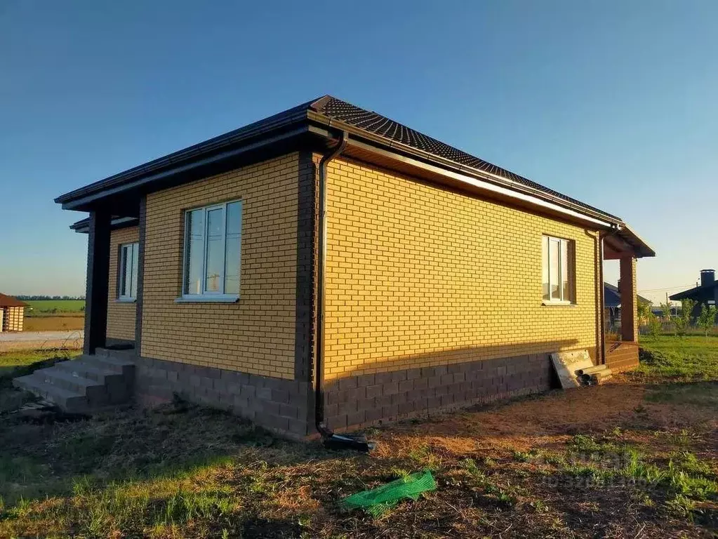 Дом в Белгородская область, Белгородский район, Дубовское с/пос, с. ... - Фото 2