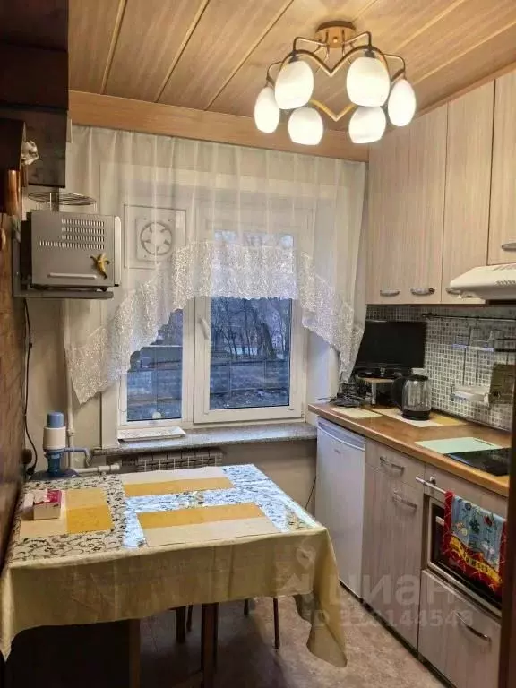 2-к кв. Сахалинская область, Южно-Сахалинск просп. Победы, 23 (42.0 м) - Фото 0
