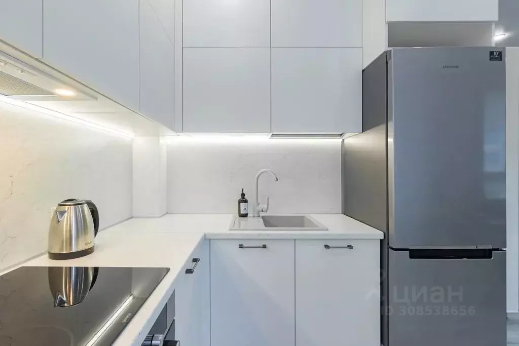 1-к кв. Тюменская область, Тюмень ул. Пожарных и Спасателей, 1 (42.0 ... - Фото 2