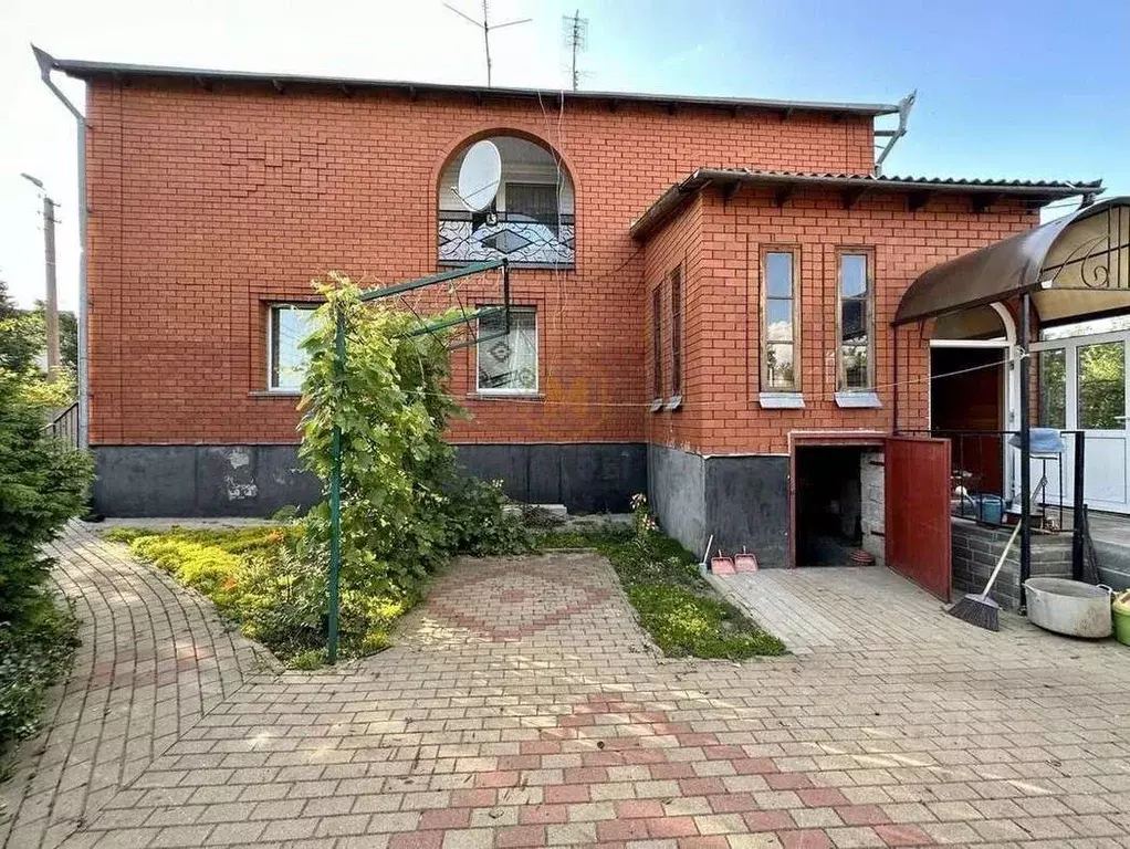 Дом в Белгородская область, Строитель Яковлевский городской округ, ... - Фото 1