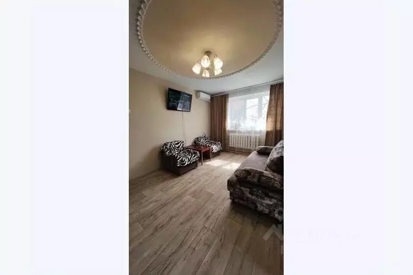 2-к кв. Севастополь ул. Героев Севастополя, 56 (56.0 м) - Фото 1