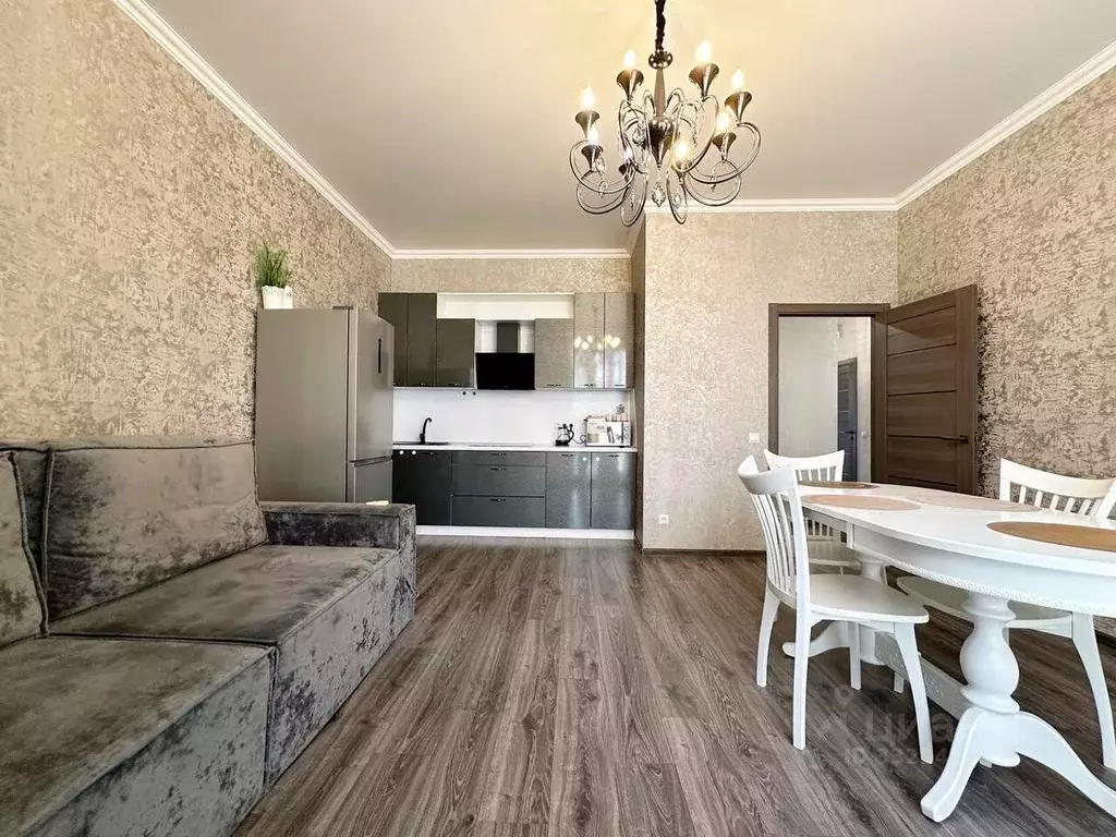 2-к кв. Ставропольский край, Ставрополь ул. Ленина, 427 (70.0 м) - Фото 1