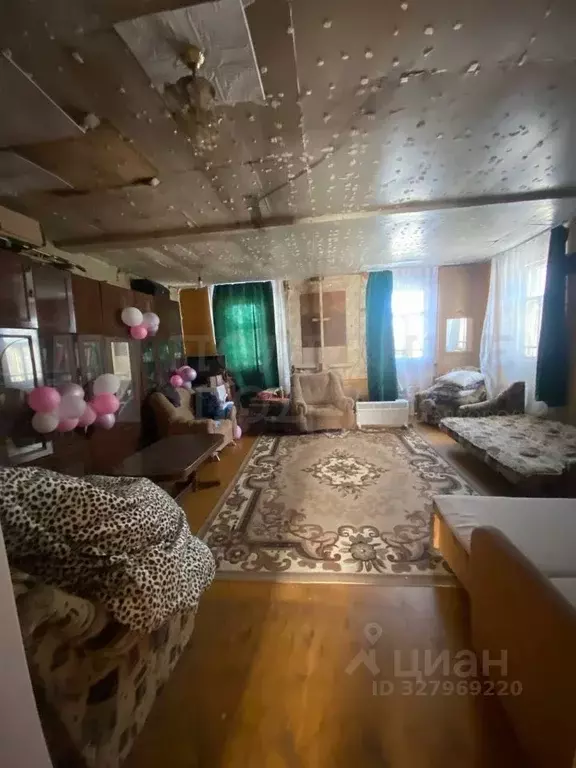 Дом в Новгородская область, Парфинский район, Федорковское с/пос, д. ... - Фото 1