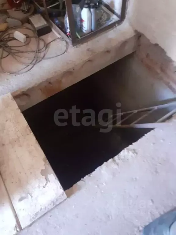 Гараж в Крым, Евпатория городской округ, Заозерное пгт ул. Садовая, 85 ... - Фото 1