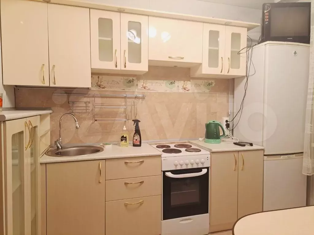 2-к. квартира, 50 м, 9/9 эт. - Фото 1