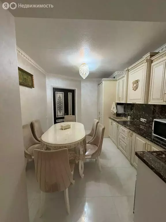 3-комнатная квартира: Нальчик, Кабардинская улица, 212 (80 м) - Фото 1