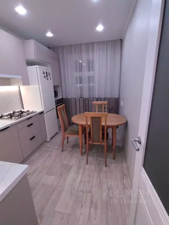 3-к кв. Татарстан, Набережные Челны ул. Раскольникова, 21 (75.5 м) - Фото 0