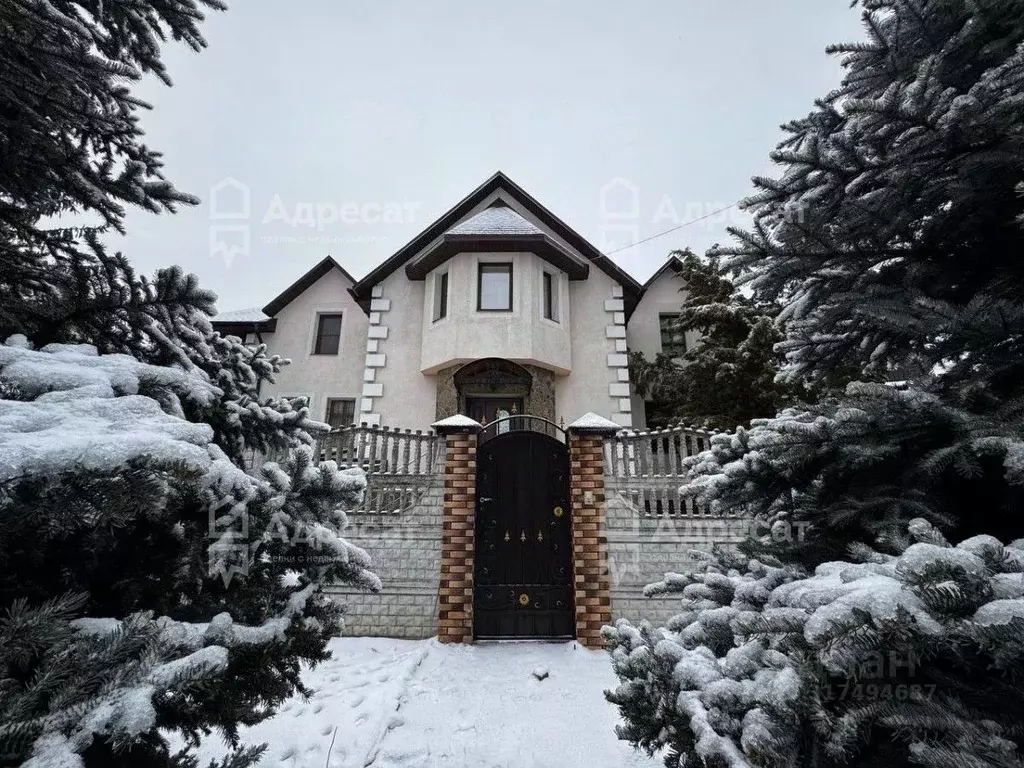 Дом в Волгоградская область, Волгоград пос. Латошинка, ул. Тополиная ... - Фото 1