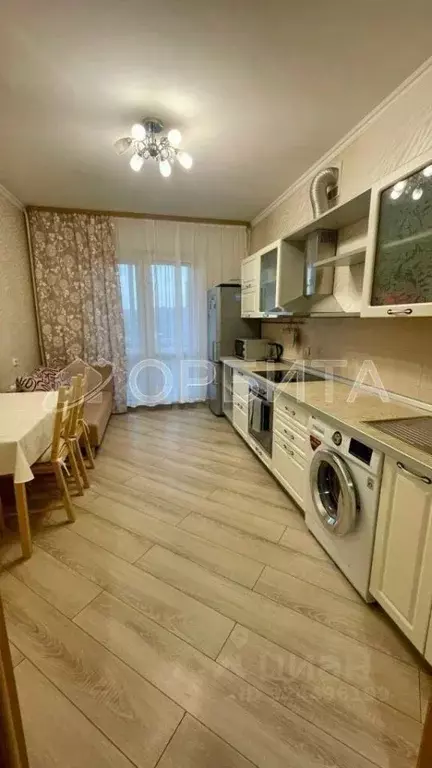 1-к кв. Тюменская область, Тюмень ул. Осипенко, 73 (42.1 м) - Фото 1