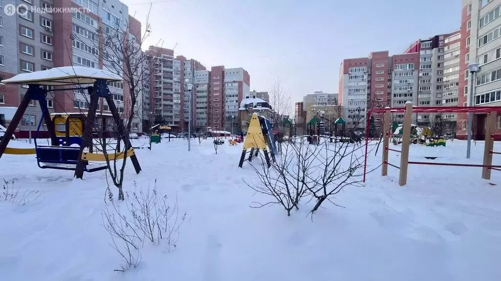 1-комнатная квартира: Тюмень, улица Прокопия Артамонова, 15 (33.9 м) - Фото 1