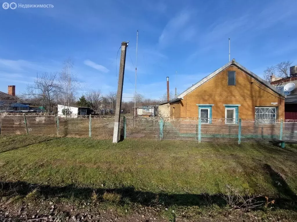 Дом в посёлок городского типа Ахтырский, улица Димитрова (41 м) - Фото 1