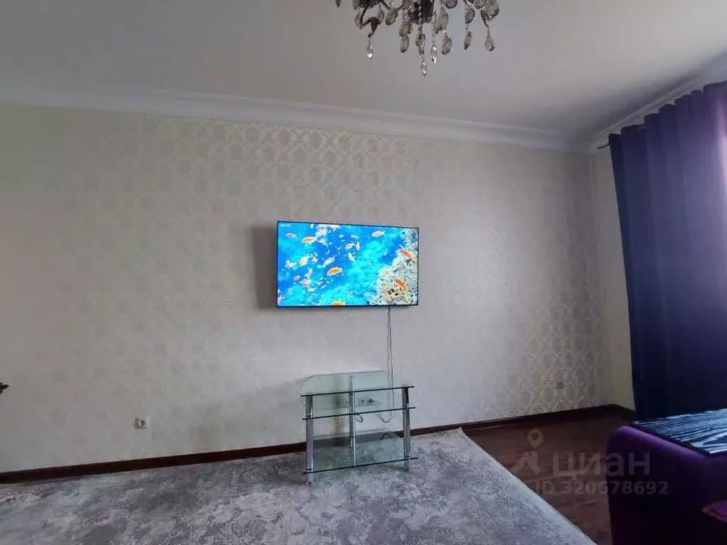 2-к кв. Дагестан, Махачкала ул. Времена Года, 15 (85.0 м) - Фото 0