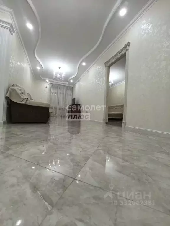 2-к кв. Кабардино-Балкария, Нальчик Революционная ул., 35 (75.0 м) - Фото 1