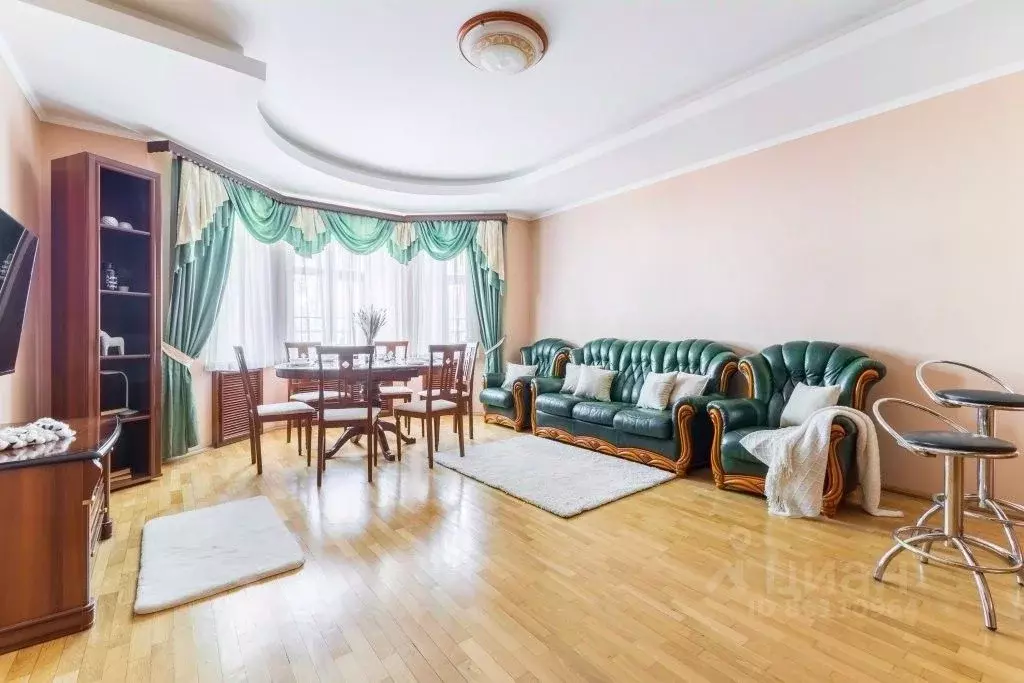 3-к кв. Татарстан, Казань ул. Островского, 85А (90.0 м) - Фото 0