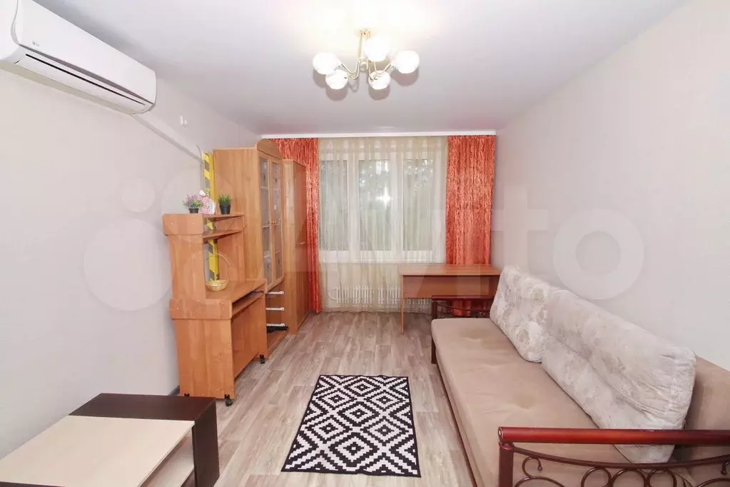 1-к. квартира, 32 м, 4/9 эт. - Фото 0