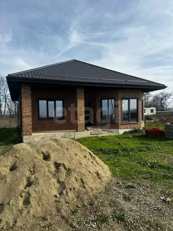 Дом в Адыгея, Майкопский район, Кировское с/пос, Северо-Восточные Сады ... - Фото 1