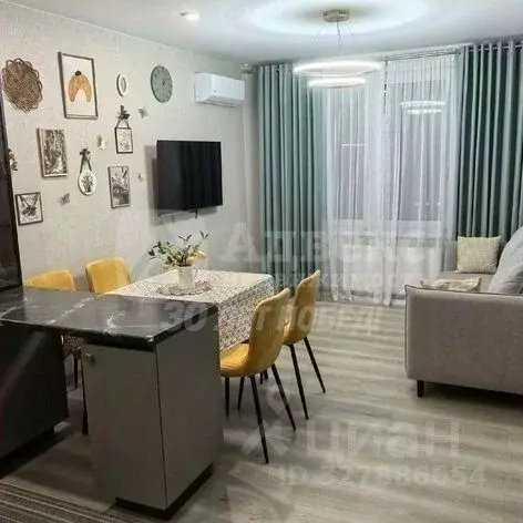 3-к кв. Тюменская область, Тюмень ул. Анатолия Клиндюка, 3 (81.2 м) - Фото 1