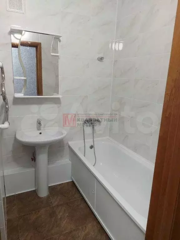 2-к. квартира, 62 м, 1/9 эт. - Фото 1