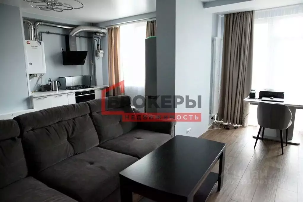 3-к кв. Севастополь ул. Челнокова, 17к1 (87.4 м) - Фото 2