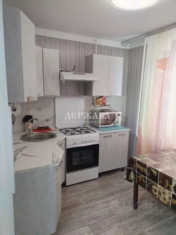 1-к кв. Белгородская область, Старый Оскол ул. Свердлова, 25 (45.0 м) - Фото 1