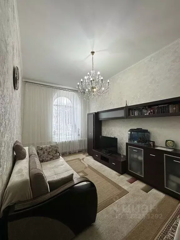 1-к кв. Крым, Феодосия ул. Красноармейская, 8 (30.4 м) - Фото 1
