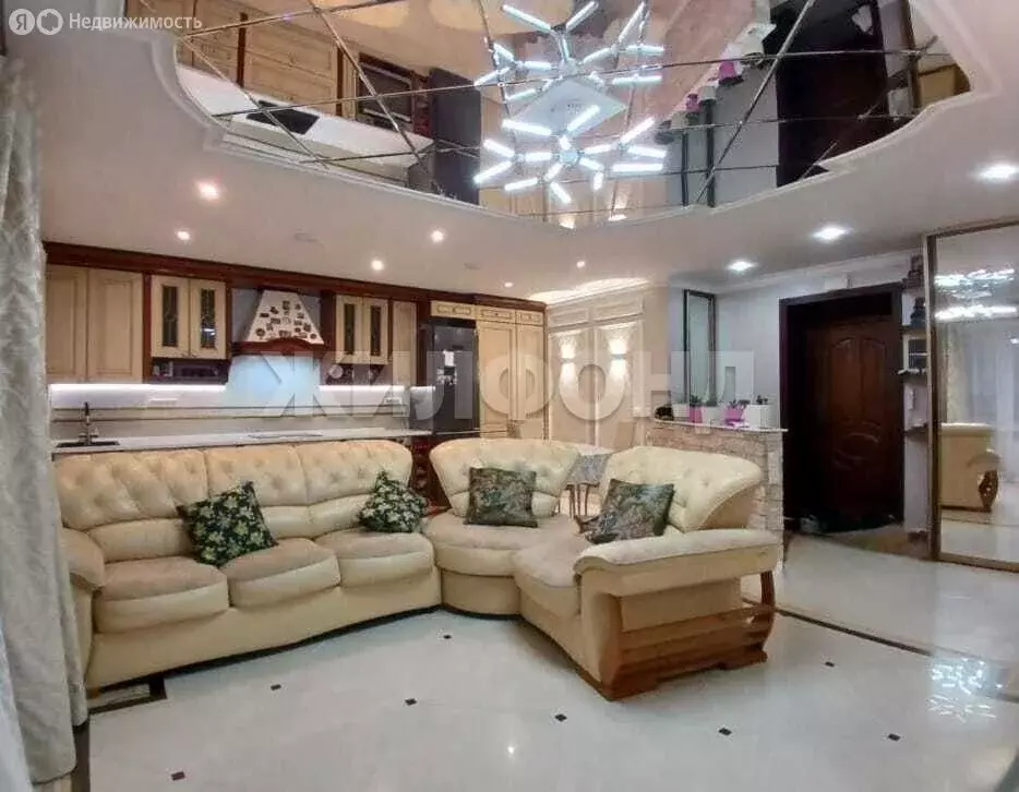 3-комнатная квартира: Новосибирск, улица Кошурникова, 6 (79.1 м) - Фото 1