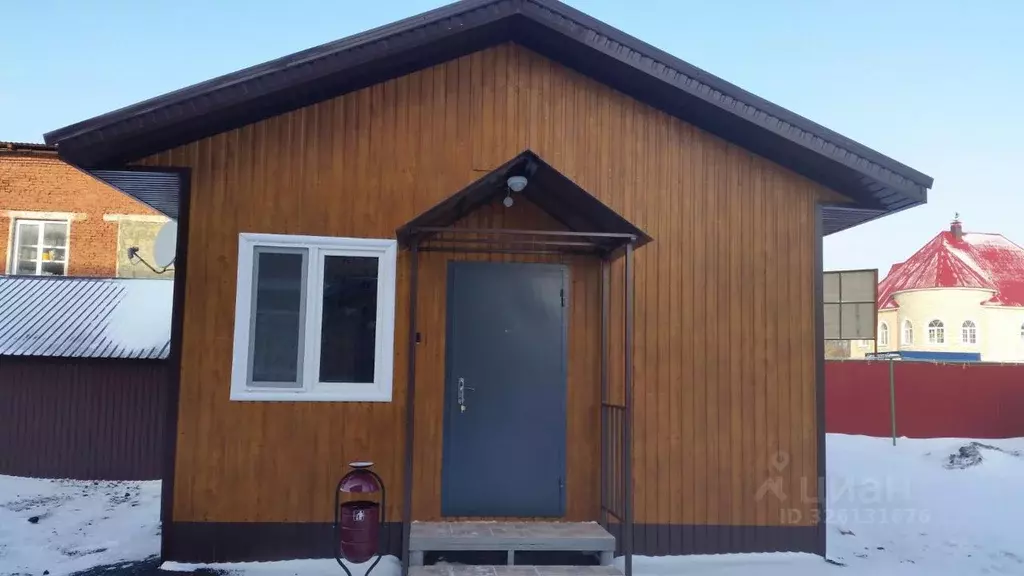 Дом в Пензенская область, Кузнецкий район, с. Махалино Куйбышевская ... - Фото 1