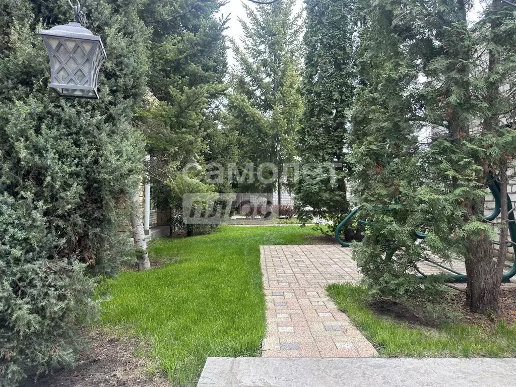 Дом в Волгоградская область, Волгоград Азовская ул., 48 (352 м) - Фото 0
