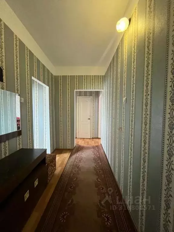 2-к кв. Хабаровский край, Николаевск-на-Амуре Хабаровская ул., 57А ... - Фото 0