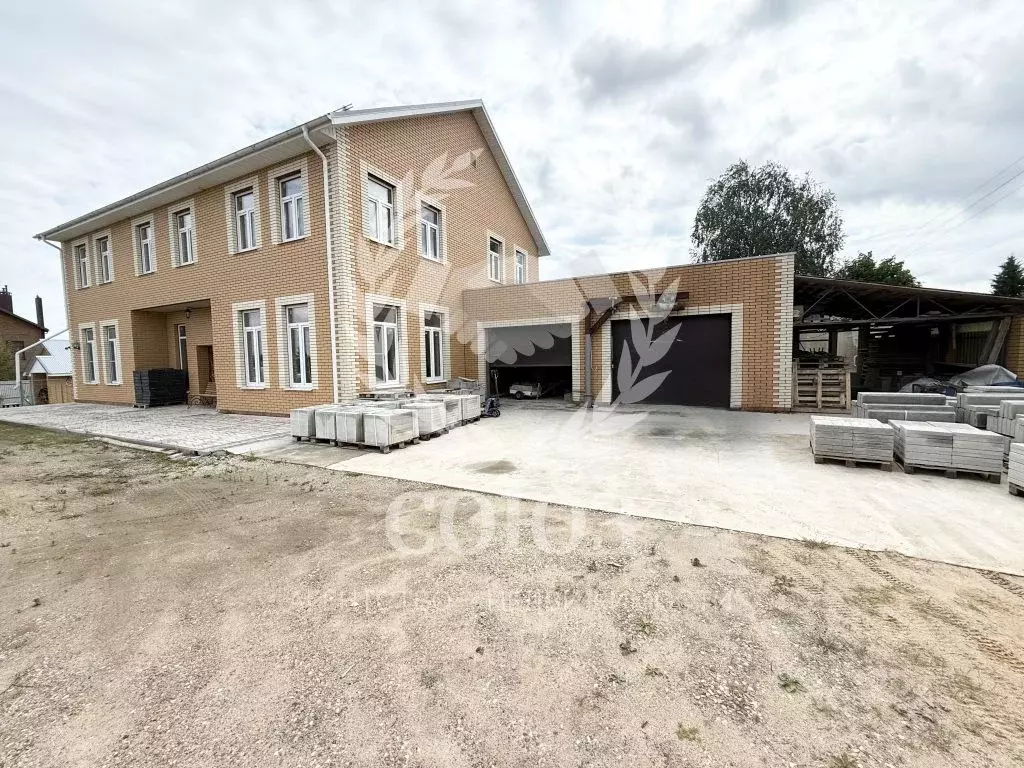 Дом в Калужская область, Дзержинский район, Никольское с/пос, с. ... - Фото 2