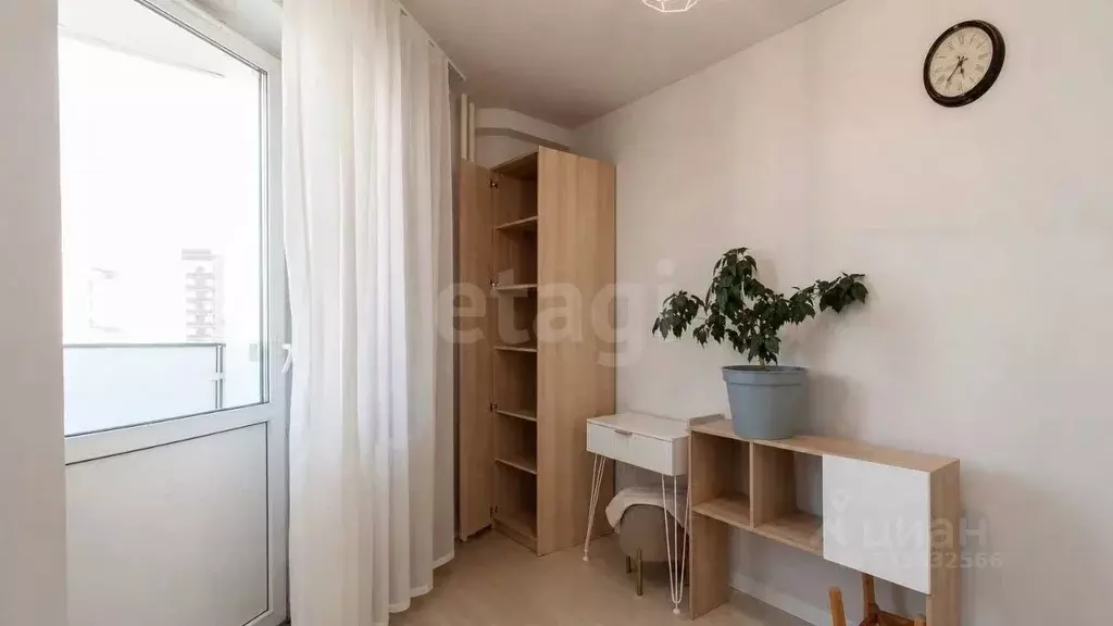 3-к кв. Тюменская область, Тюмень ул. Станислава Карнацевича, 5 (74.5 ... - Фото 1