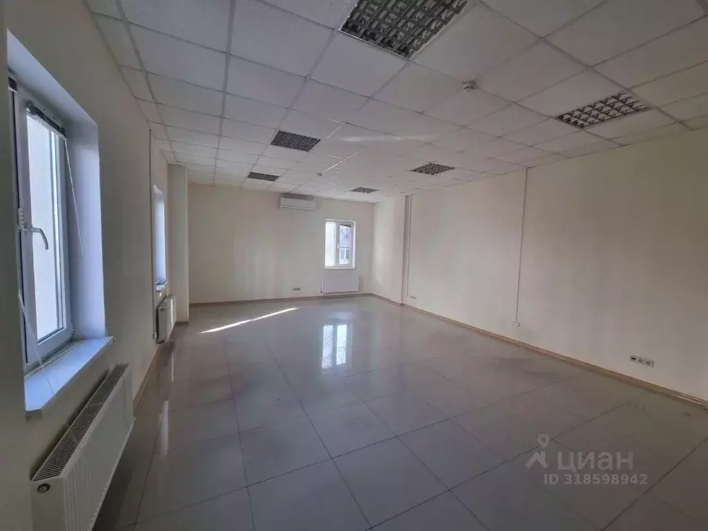 Офис в Краснодарский край, Новороссийск ул. Леднева, 6 (132 м) - Фото 1