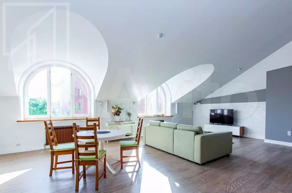 3-к. квартира, 150 м, 4/4 эт. - Фото 0