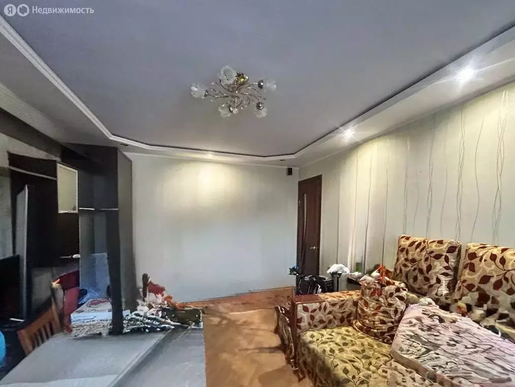 3-комнатная квартира: Симферополь, улица Беспалова, 156 (66.9 м) - Фото 1