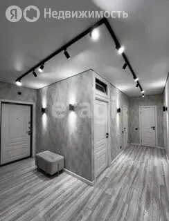 4-комнатная квартира: Красноярск, улица Алексеева, 51 (99 м) - Фото 2