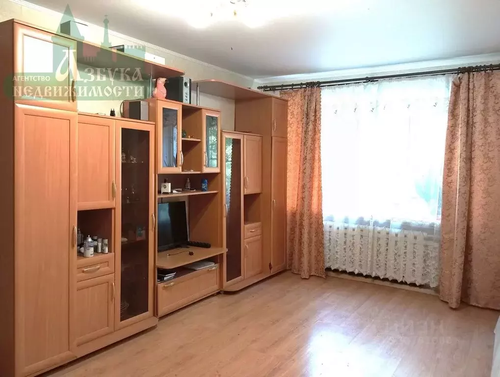 2-к кв. Смоленская область, Смоленск Ново-Киевская ул., 1 (44.0 м) - Фото 0