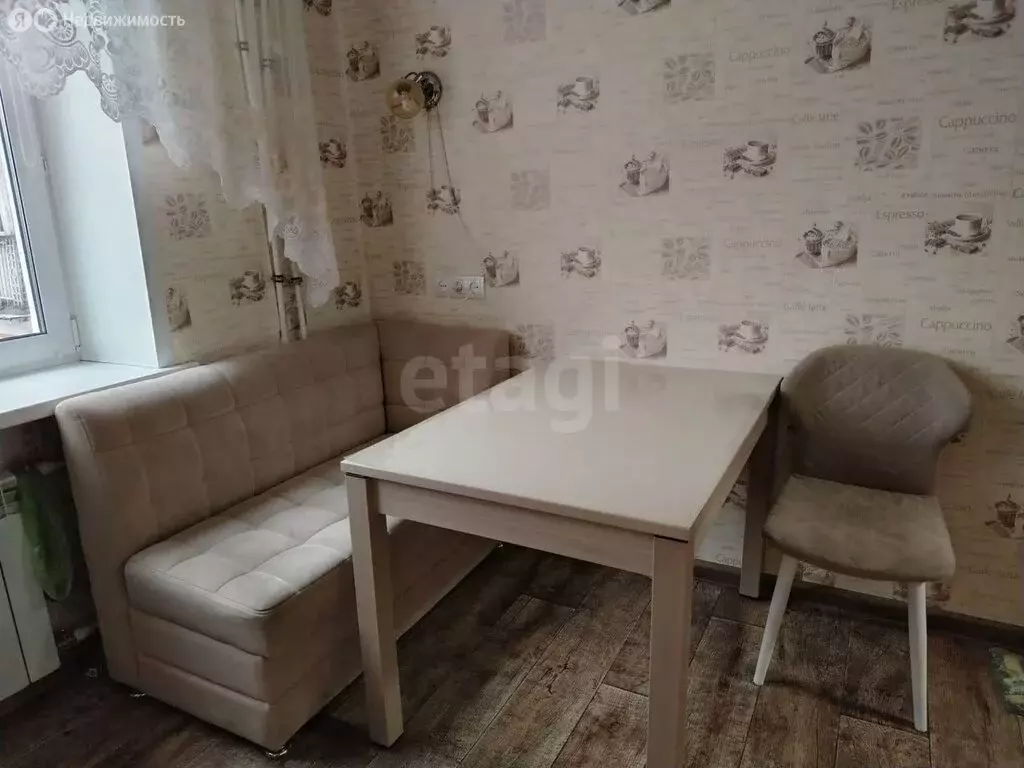 3-комнатная квартира: Тверь, улица Орджоникидзе, 29/48 (74.3 м) - Фото 2