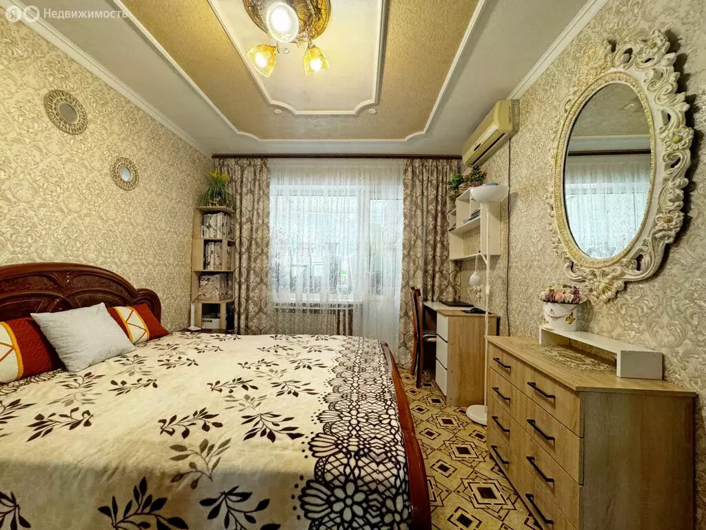 3-комнатная квартира: Казань, улица Академика Парина, 22 (65.2 м) - Фото 1