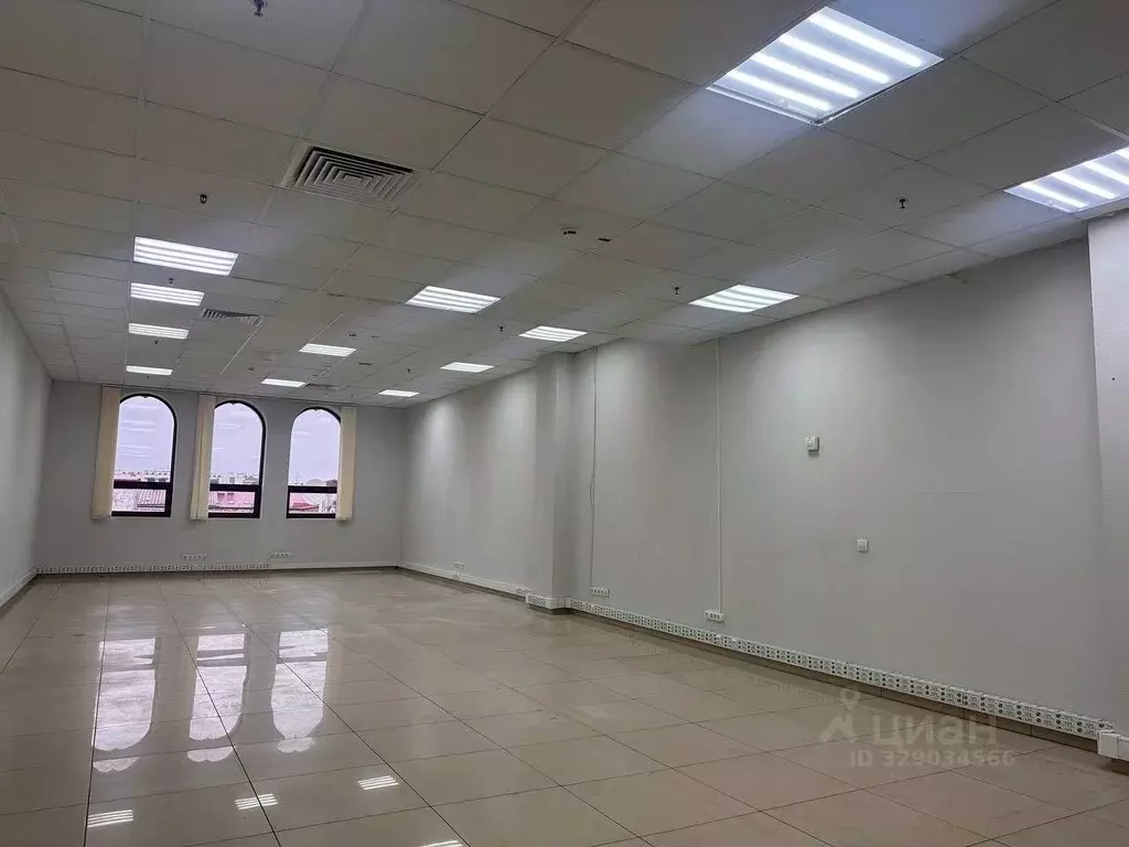 Офис в Татарстан, Казань ул. Баумана, 44/8 (83 м) - Фото 2