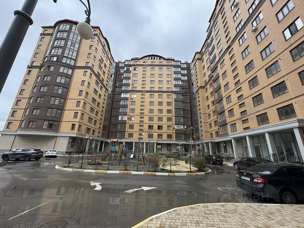 2-к кв. Дагестан, Каспийск ул. Магомедали Магомеджановa, 31Б (45.0 м) - Фото 1