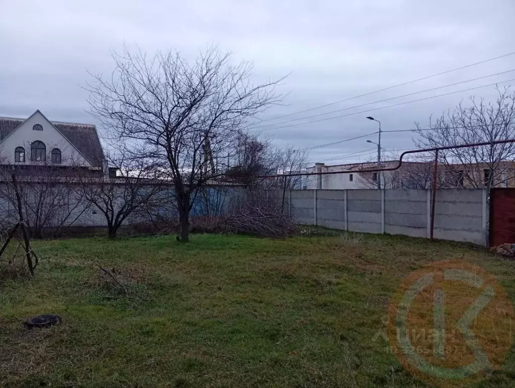 Участок в Крым, Симферопольский район, Чистенское с/пос, с. Фонтаны  ... - Фото 1