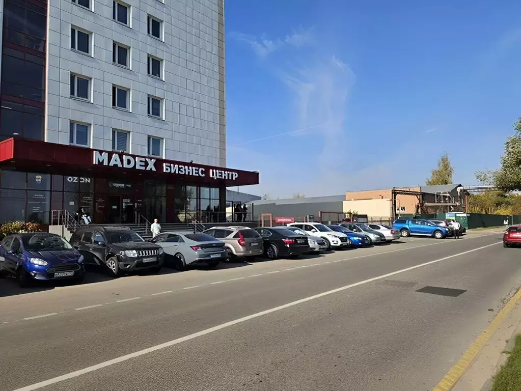 Офис в Московская область, Одинцовский городской округ, д. Малые ... - Фото 1