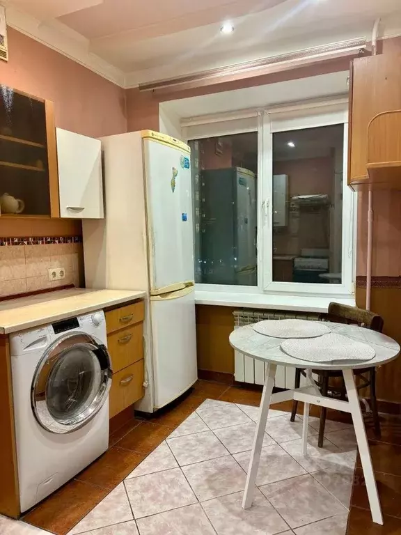 2-к кв. Москва ул. Ефремова, 12 (42.0 м) - Фото 1