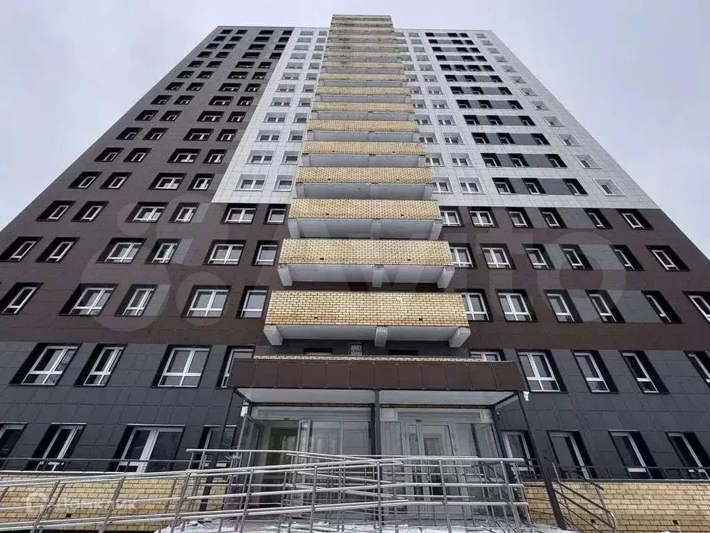 2-к. квартира, 64 м, 16/17 эт. - Фото 0