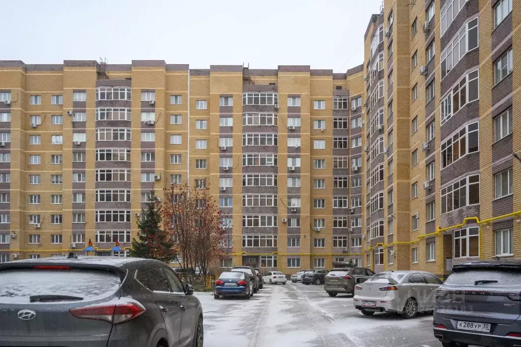 2-к кв. Татарстан, Казань ул. Космонавтов, 42а (66.1 м) - Фото 1