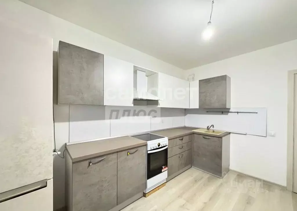 3-к кв. Санкт-Петербург ул. Генерала Кравченко, 8 (77.4 м) - Фото 1